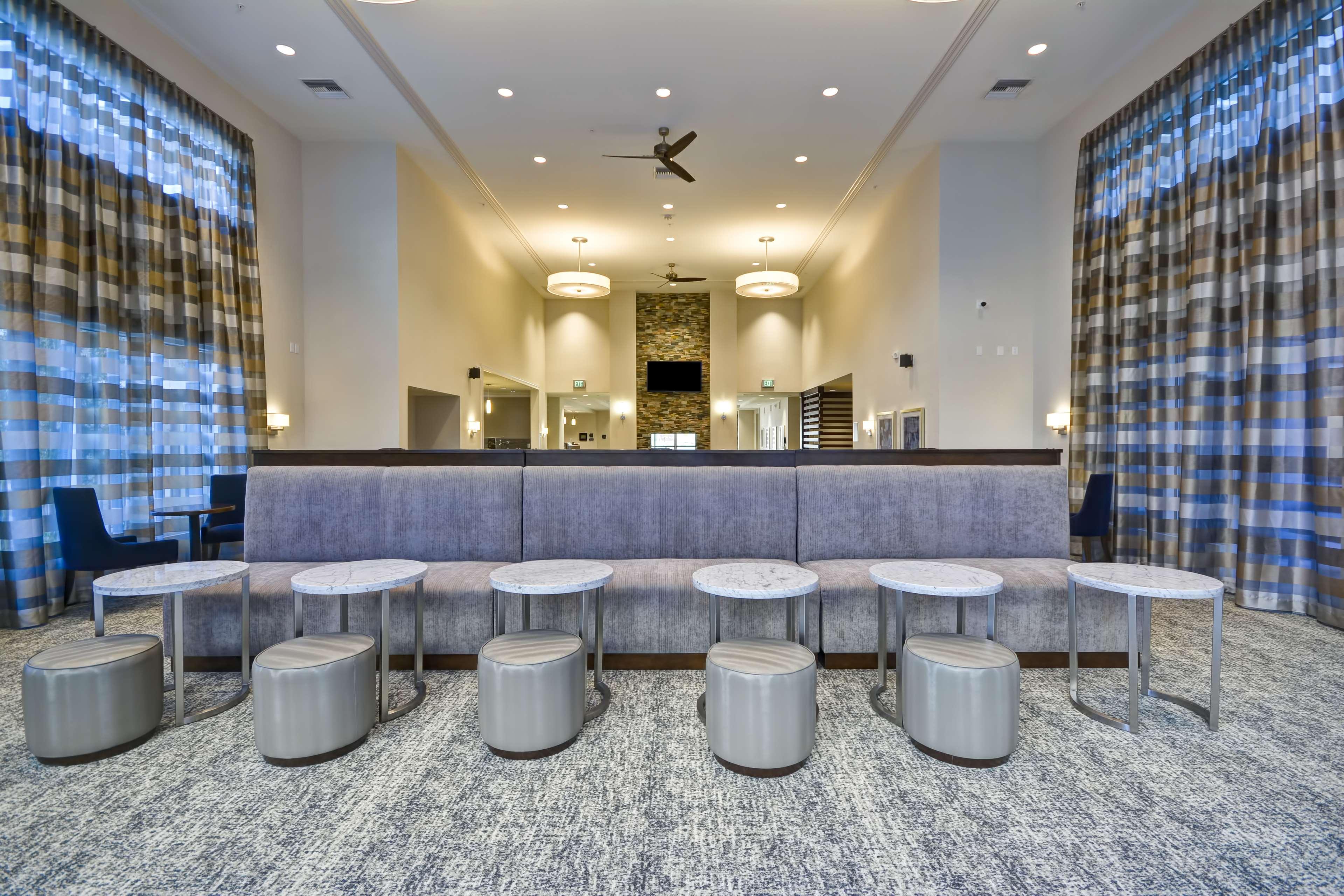 Hotel Homewood By Hilton Vegas Center
