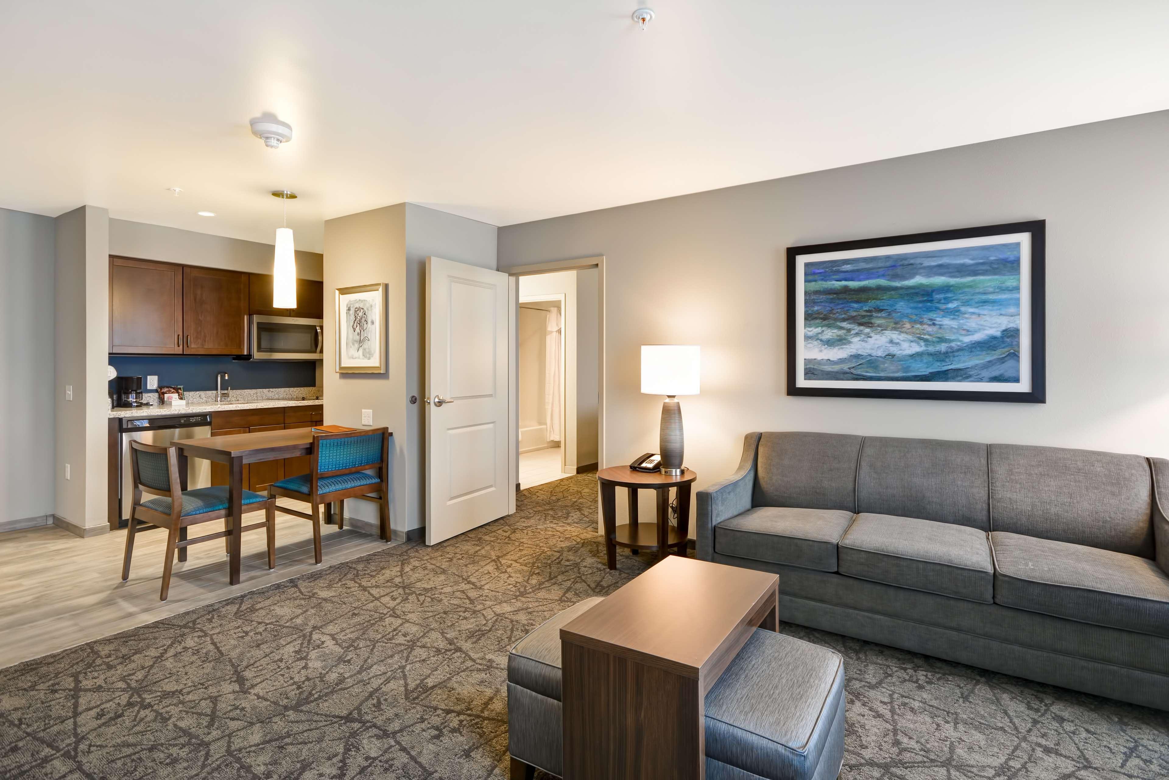 Homewood By Hilton Vegas Center 3*